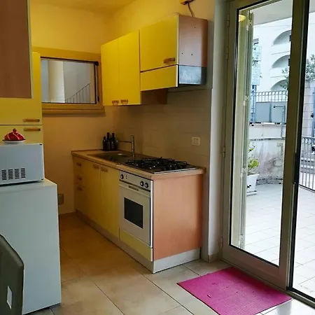 Feriehus Casa Vacanze Iris *
